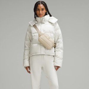 Lululemon Everywhere Belt Bag Large 2L Wunder Puff in Trench